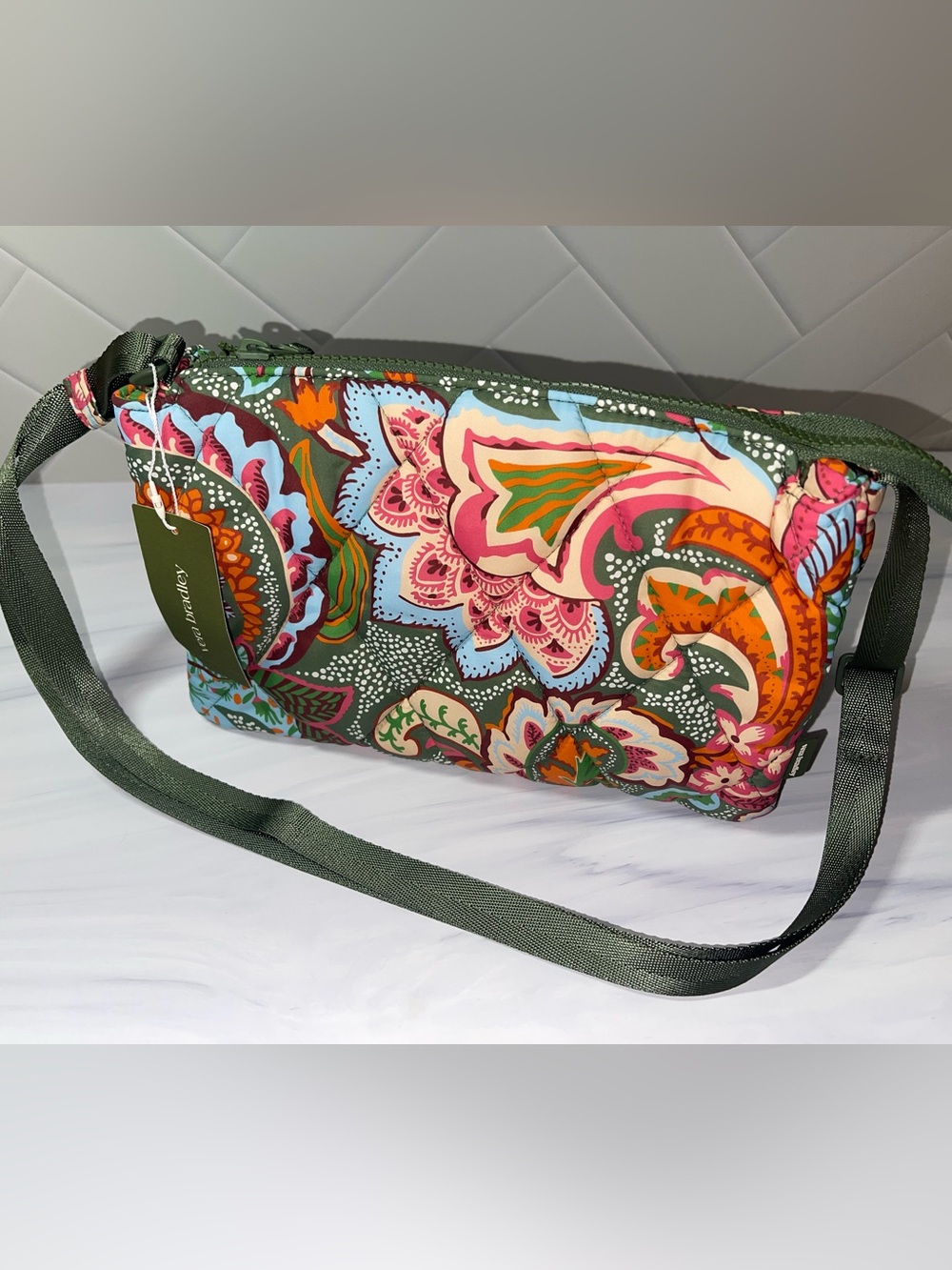 Vera Bradley Foxbury Featherweight crossbody - NEW - Leaf Me Not Paisley